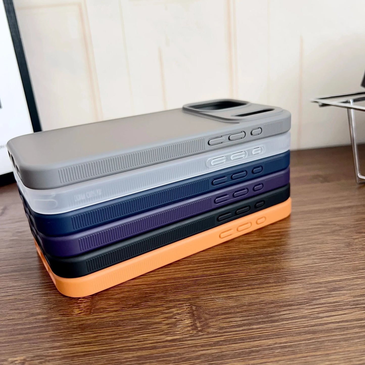 iPhone 17 Pro Max Magnetic Case - Matte Shockproof Cover
