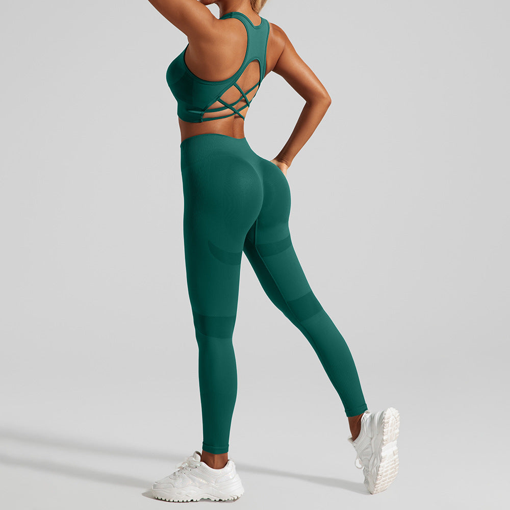 Seamless Yoga Set – Sports Bra & High-Waist Leggings