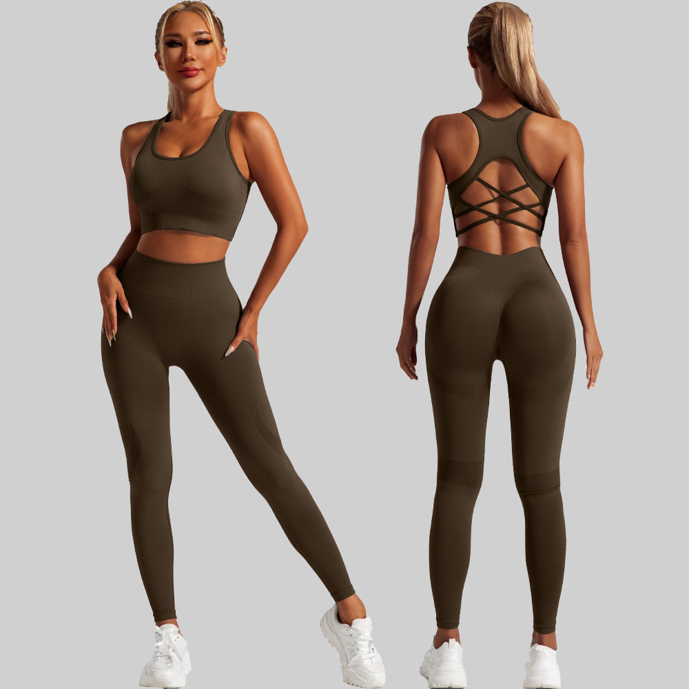 Seamless Yoga Set – Sports Bra & High-Waist Leggings